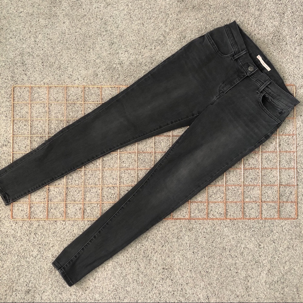 Levi’s | Grey Denim Jeans